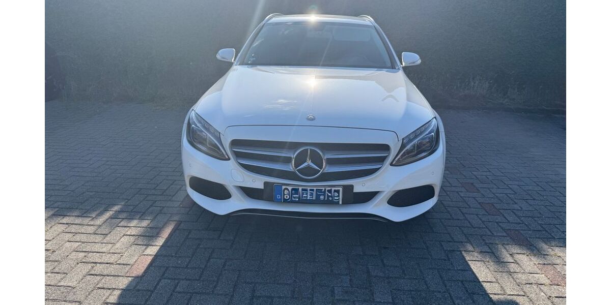 Mercedes-Benz C 250 148.000 km 12.500 &euro; Hohenwarsleben 39326