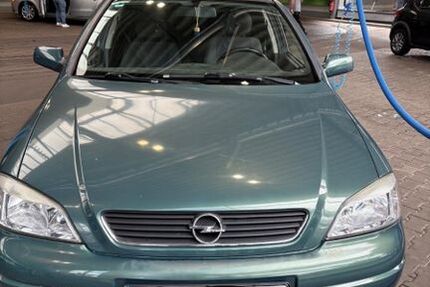 Opel Astra 185.000 km 2.000 &euro; Konz 54329
