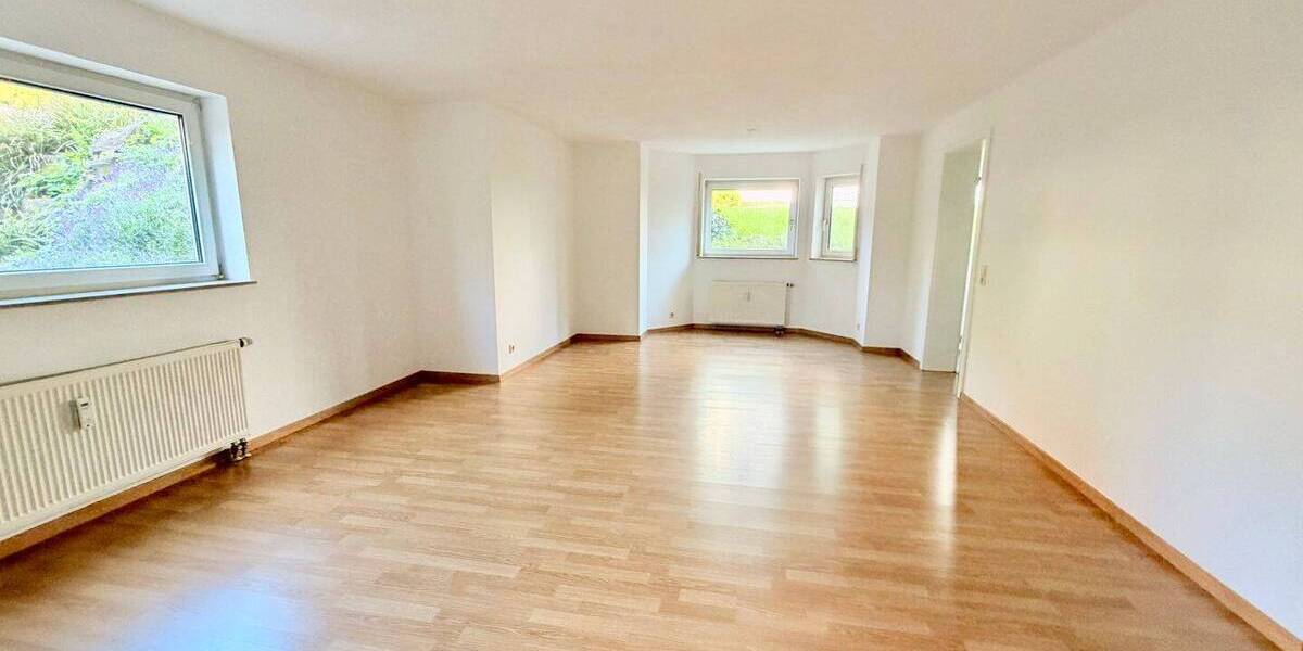 Etagenwohnung Ettenheim - 3 Zimmer, 92 m&sup2;, 900&euro; | Angebot:26309997