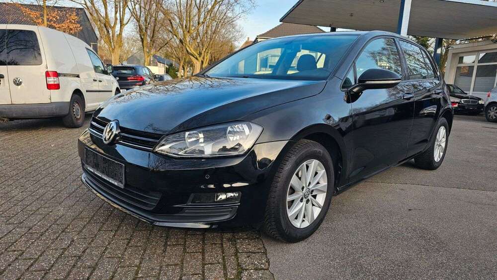 VW Golf 139.921 km 7.450 &euro; Oberhausen 46119