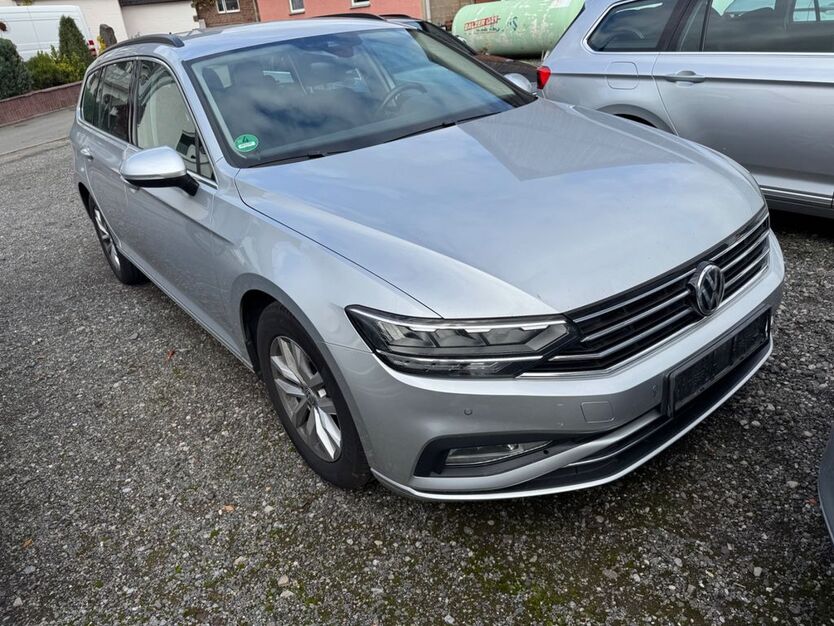 VW Passat Variant 236.031 km 17.810 € Möhnesee-Körbecke 59519