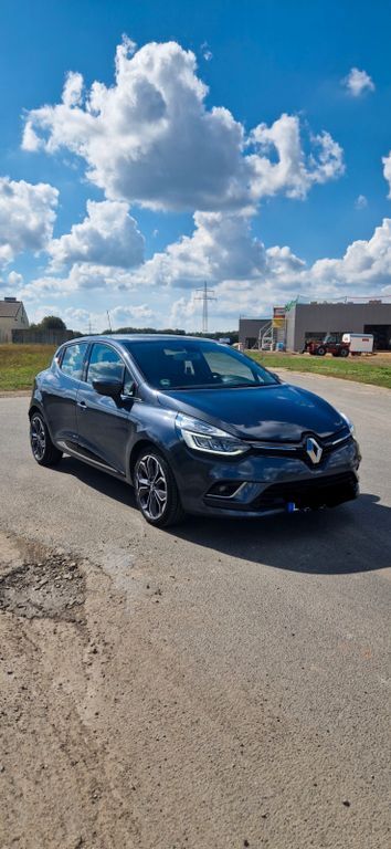 Renault Clio 122.000 km 7.500 € Twistringen 27239