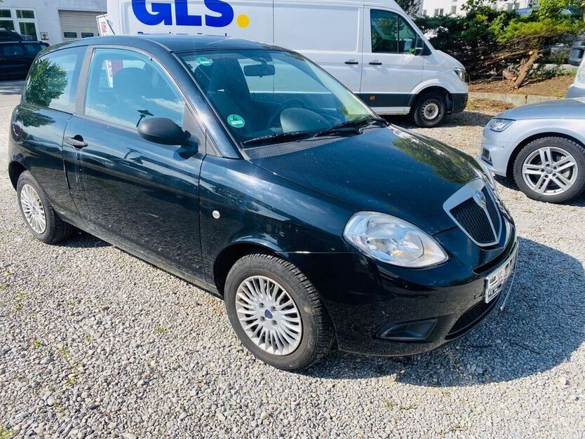 Ypsilon
