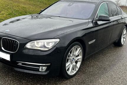 BMW 750 225.151 km 15.499 &euro; Maulbronn 75433