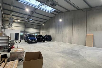 Attraktive Industriehalle in Langquaid zimmer