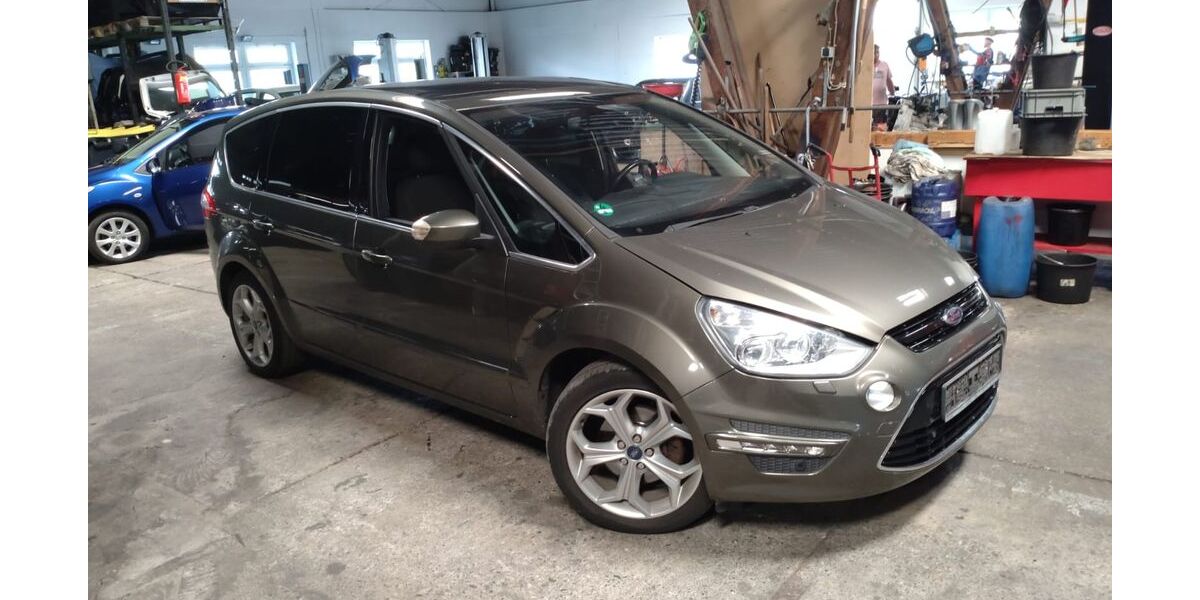 Ford S-Max 262.000 km 3.799 &euro; Blomberg 32825