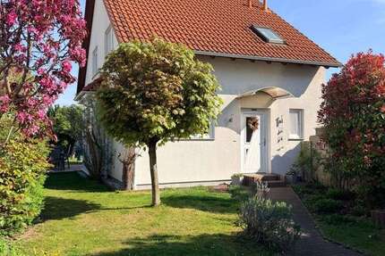 Haus Weiterstadt - 11 Zimmer, 245 m&sup2;, 849.000&euro; | Angebot:26612982
