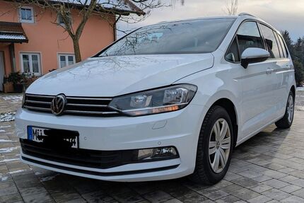 VW Touran 138.000 km 13.499 &euro; Reichertsheim 84437