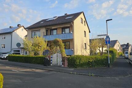 Haus Baunatal - 7 Zimmer, 173 m&sup2;, 450.000&euro; | Angebot:26338413