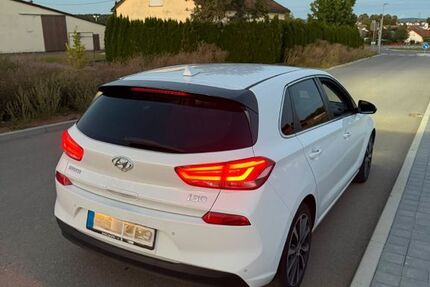 Hyundai i30 135.000 km 13.000 &euro; Heilbronn 74078