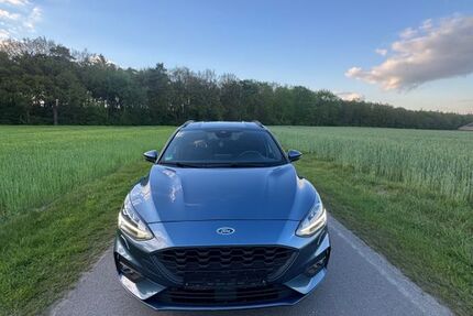 Ford Focus 98.117 km 14.000 &euro; Emstek 49685