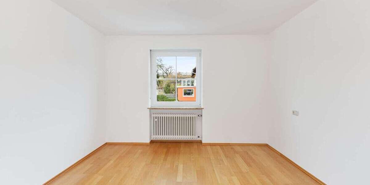 Gemütliche Wohnung mit XXL-Balkon für Paare und kleine Familien 3 zimmer