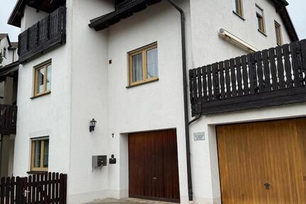 Wohnung Marktredwitz - 4 Zimmer, 89 m&sup2;, 780&euro; | Angebot:26395865