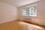 PRAKTISCHE HOCHPARTERRE-WOHNUNG MIT GROSSEM BALKON IM BEGEHRTEN BAYERISCHEN VIERTEL! 2 zimmer