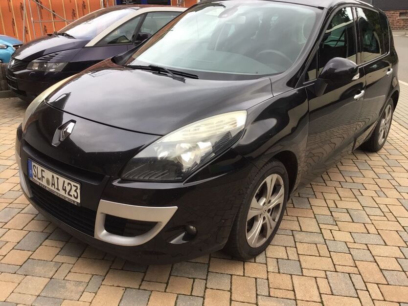 Renault Scenic 258.000 km 1.960 € Saalfeld 07318