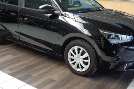 Opel Corsa 72.505 km 9.990 &euro; Malchow 17213