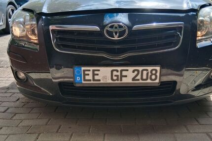 Toyota Avensis 119.000 km 6.200 &euro; Uebigau/Elster 04938