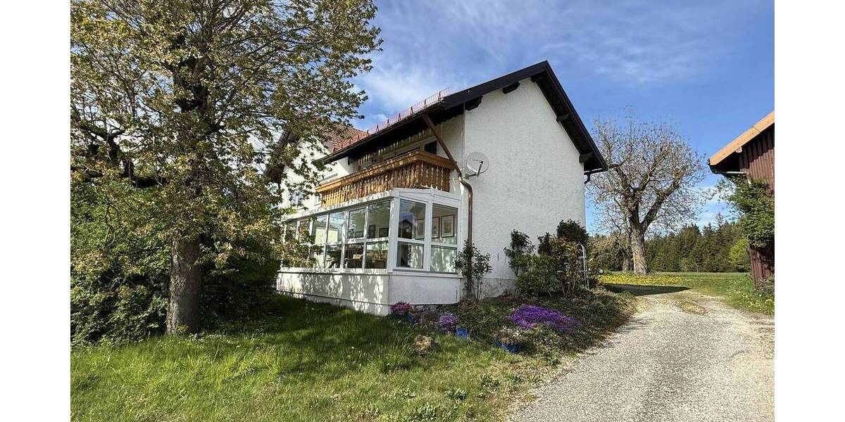 Einfamilienhaus Simbach am Inn / Kirchberg Simbach - 8 Zimmer, 215 m&sup2;, 320.000&euro; | Angebot:26817265