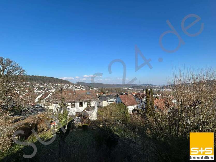 Haus zum Kaufen in Marburg-Wehrda 485.000 € 239 m²