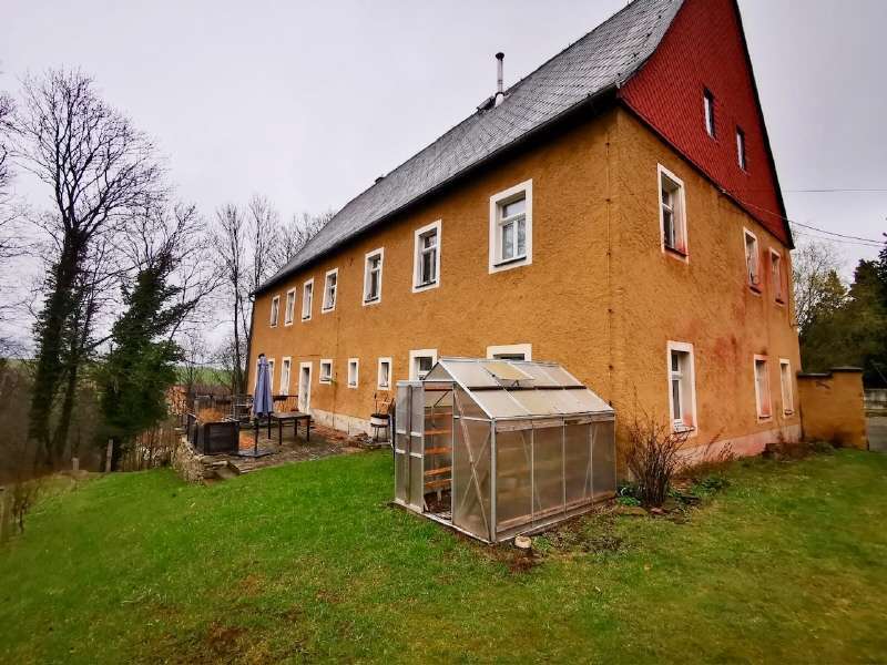Haus zum Kaufen in Halsbrücke 390.000 € 460 m²