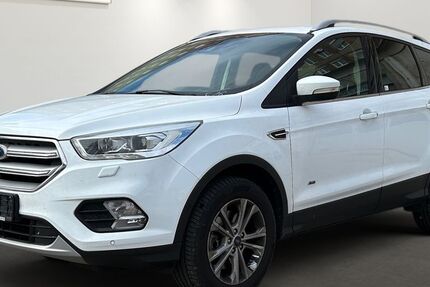 Ford Kuga 138.366 km 8.999 &euro; Berlin 12681