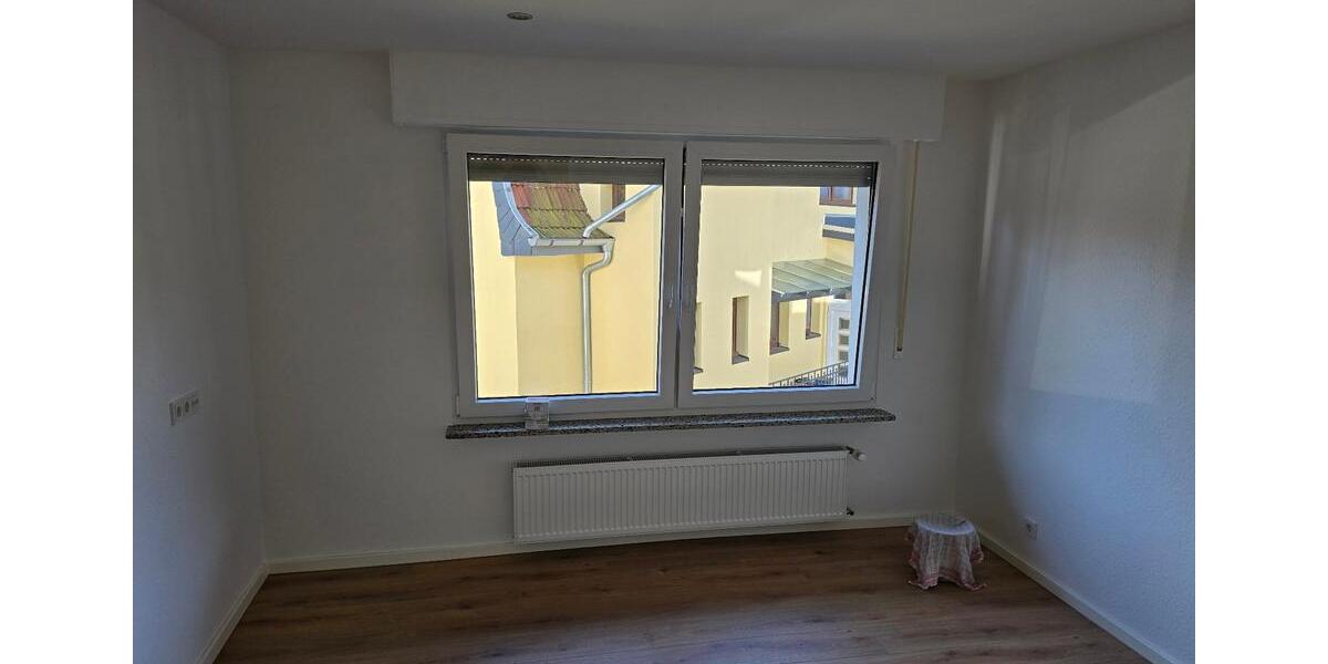 Etagenwohnung Engelskirchen - 2 Zimmer, 70 m&sup2;, 525&euro; | Angebot:25455010