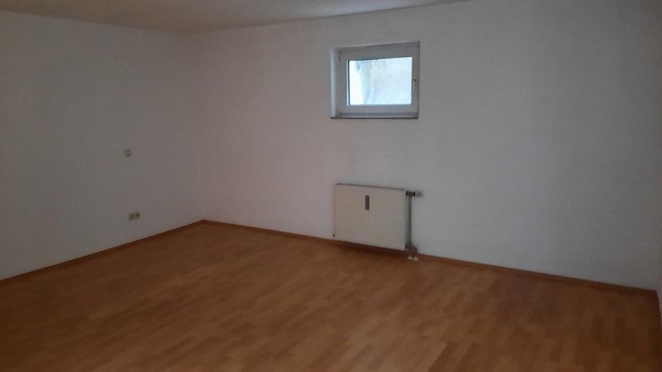 Maisonettenwohnung Korschenbroich - 2 Zimmer, 50 m&sup2;, 350&euro; | Angebot:26414721