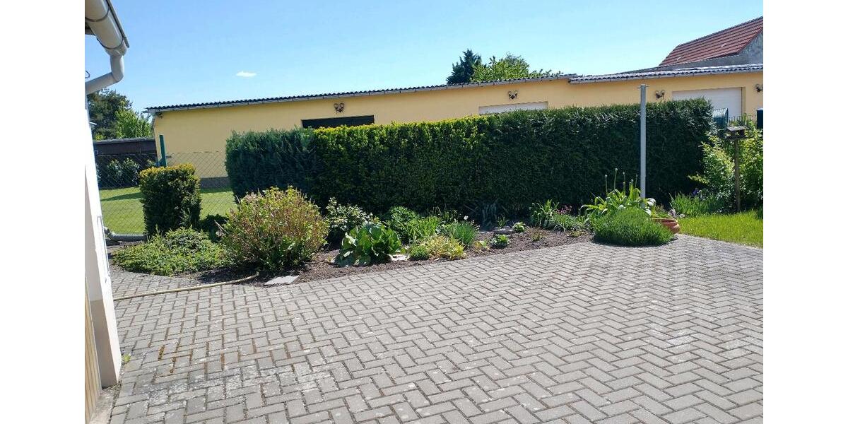 Doppelhaushälfte Genthin - 5 Zimmer, 100 m&sup2;, 93.000&euro; | Angebot:26762521