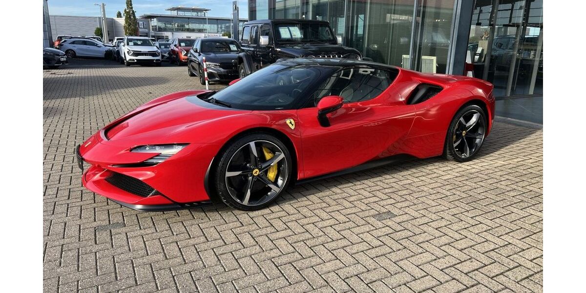 Ferrari SF90 1.050 km 444.000 € Düren 52351