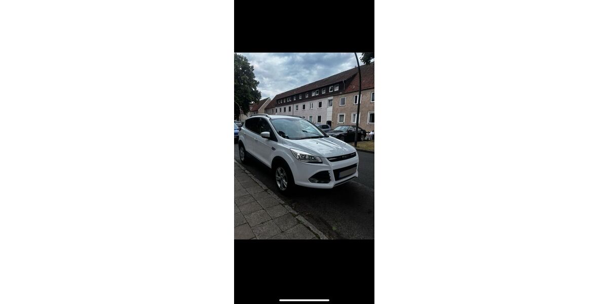 Ford Kuga 121.000 km 8.700 € Salzgitter 38226
