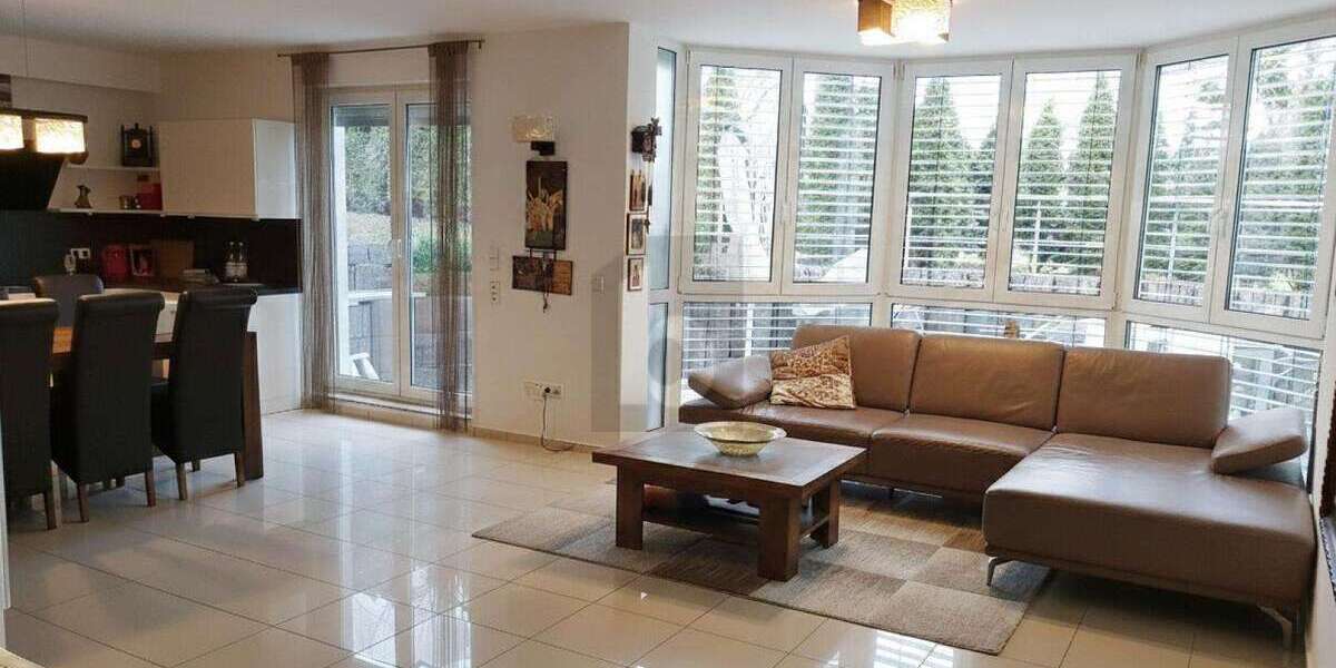 Etagenwohnung Sindelfingen Sindelfingen (Stadt) - 3.5 Zimmer, 99 m&sup2;, 460.000&euro; | Angebot:25549128