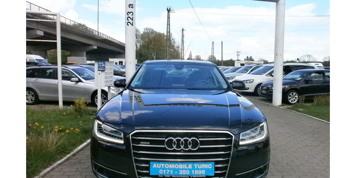 Audi A8 99.850 km 26.999 &euro; München OT Trudering-Riem 81825