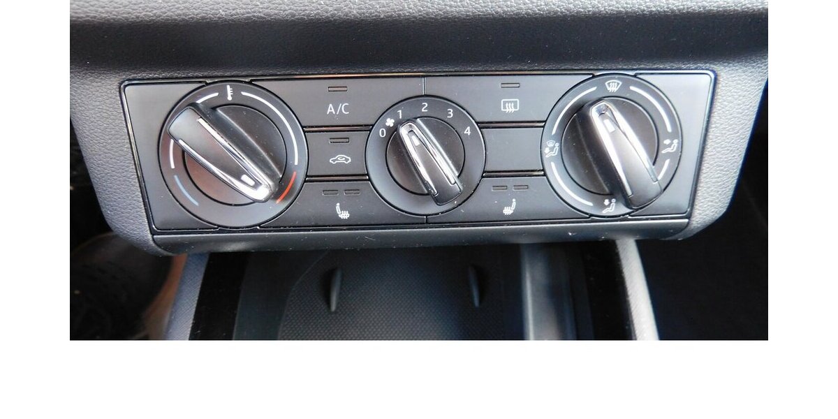 Skoda Kamiq 1.0 AmbitionTSI BMT Navi Klima 12.800 km 17.390 &euro; Vordorf 38533