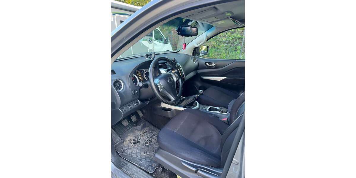 Nissan Navara 166.000 km 18.000 &euro; Siegburg 53721