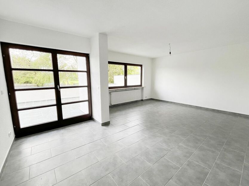 Vielseitig nutzbares Gewerbeanwesen mit großzügigem repräsentativem Wohnhaus zimmer