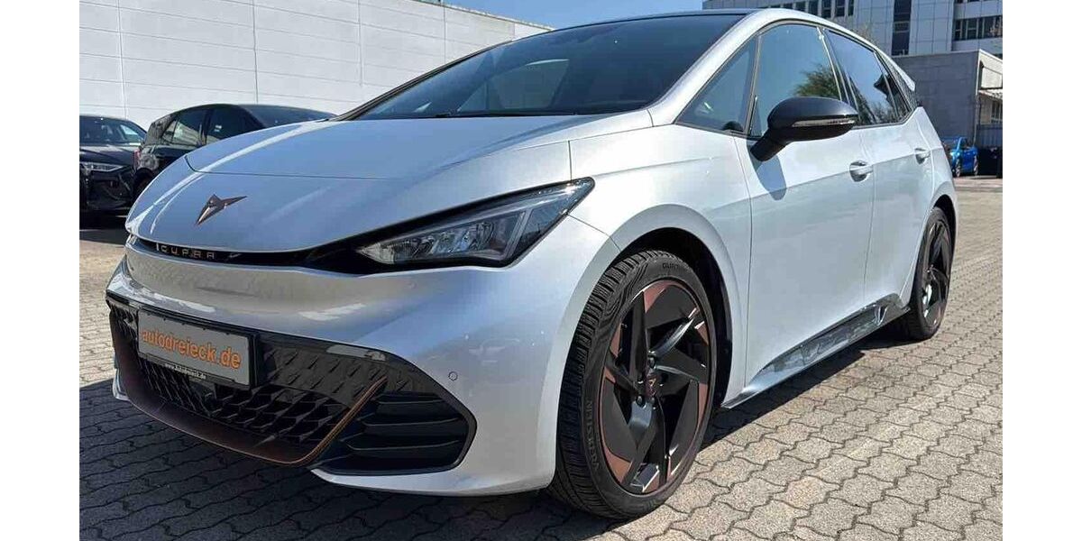 Cupra Born 24.304 km 25.950 &euro; Hamburg 22047