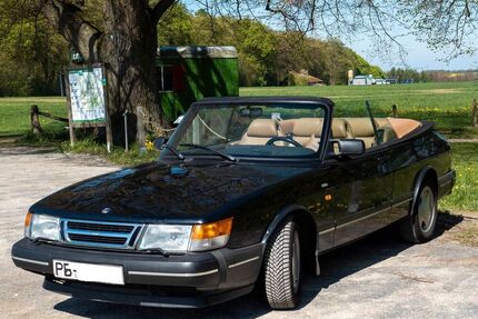 Saab 900