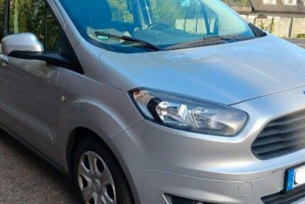 Ford Tourneo Courier 178.000 km 6.300 &euro; Cloppenburg 49661