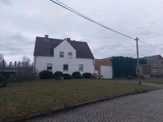 Haus Schwarzheide - 9 Zimmer, 200 m&sup2;, 380.000&euro; | Angebot:26876953
