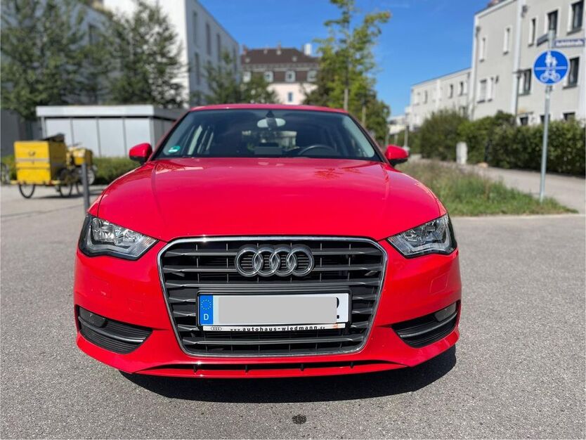 Audi A3 157.000 km 7.890 € Regensburg 93055