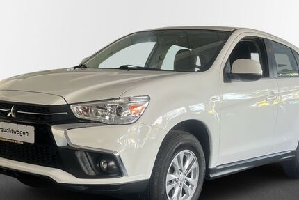 Mitsubishi ASX 60.000 km 14.900 € Stuttgart 70469
