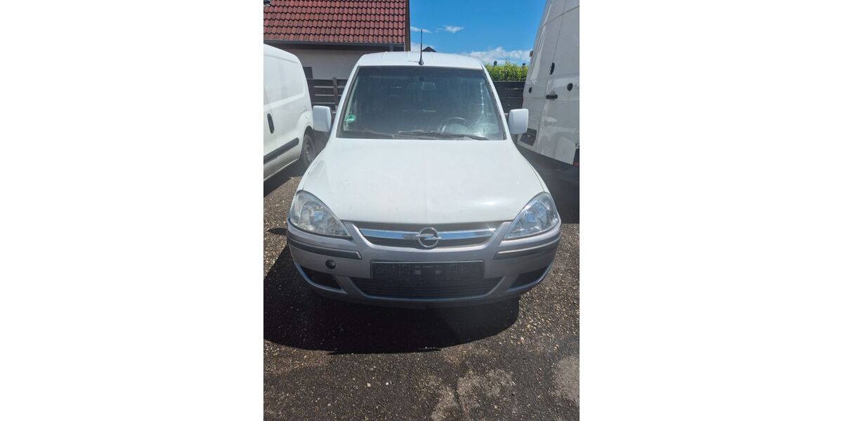 Opel Combo 186.000 km 1.980 &euro; Ebersbach 73061