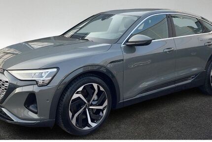 Audi Q8 19.564 km 46.960 &euro; Hamburg 22529