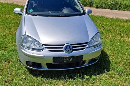 VW Golf 200.000 km 2.500 &euro; Kell am See 54427
