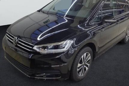 VW Touran 25.300 km 33.880 &euro; Schwabach 91126