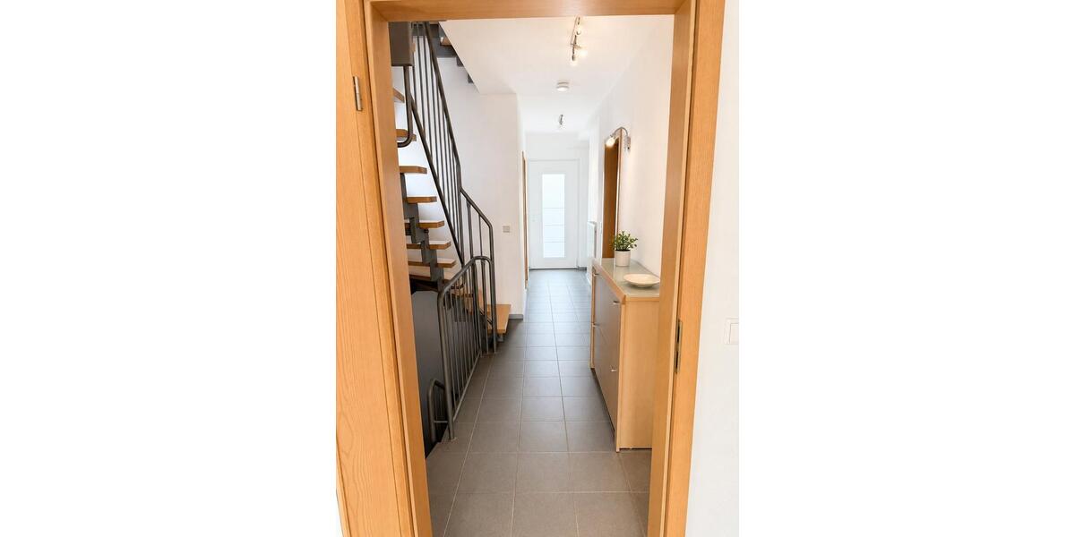 Doppelhaushälfte Bad Hersfeld - 6 Zimmer, 164 m&sup2;, 412.000&euro; | Angebot:26824448