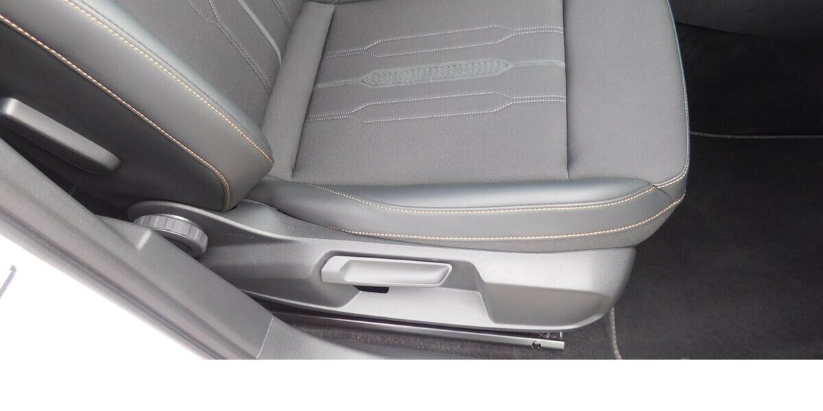 Cupra Formentor 1.5 TSI BMT Klima LED Alu Navi 15.600 km 21.490 &euro; Vordorf 38533