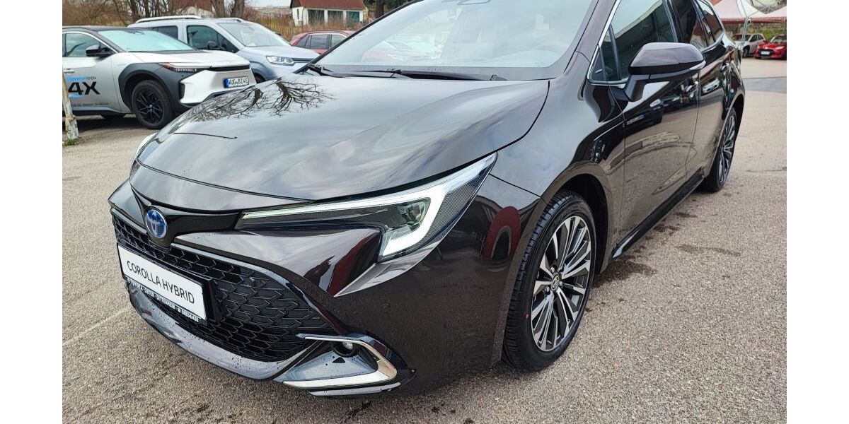 Toyota Corolla 13.000 km 27.990 € Dittenheim 91723