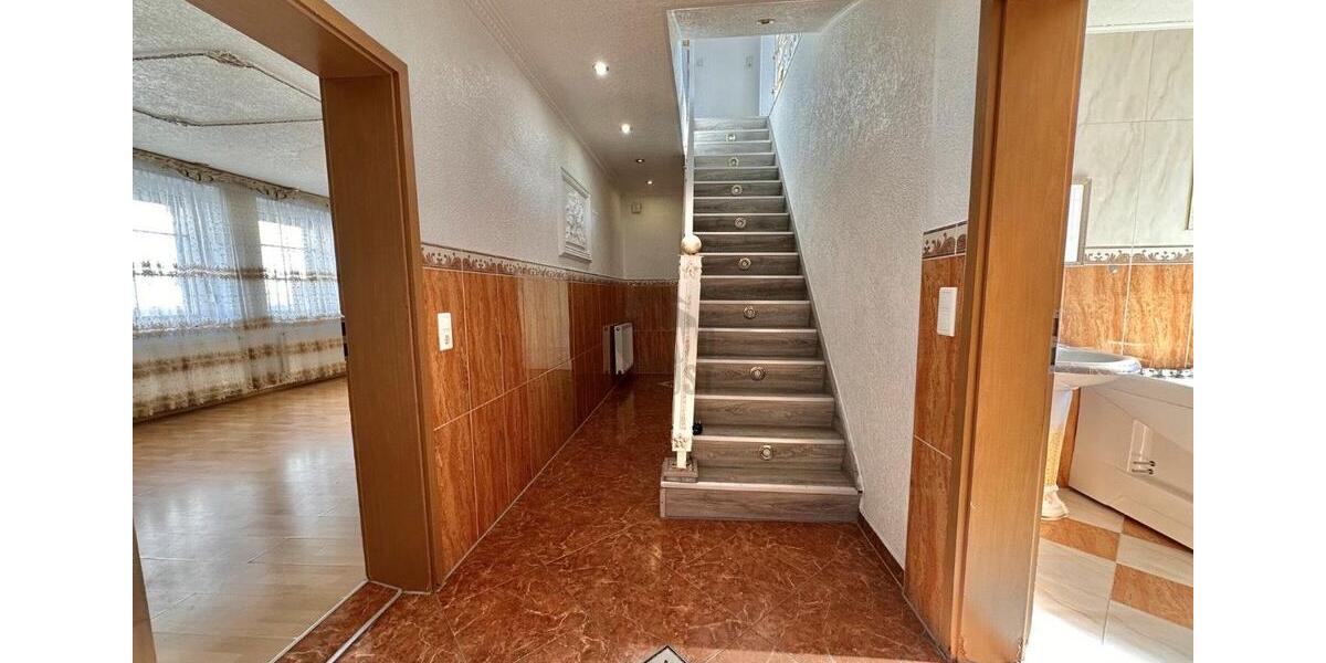 Einfamilienhaus Stadthagen - 7 Zimmer, 190 m&sup2;, 259.000&euro; | Angebot:26967283