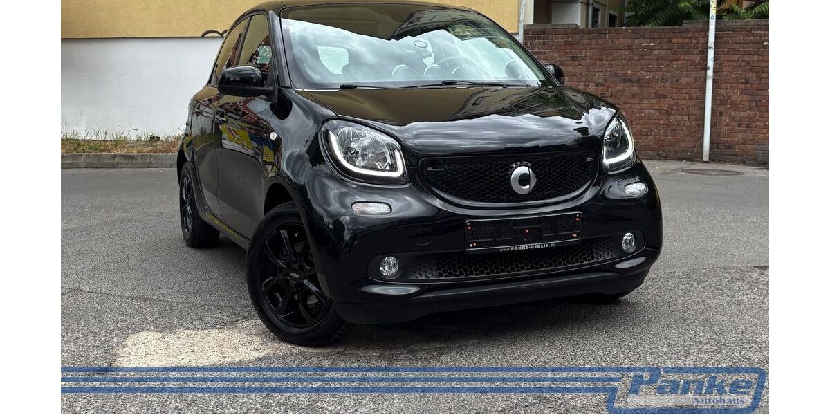 Smart ForFour 63.149 km 6.890 &euro; Berlin - Pankow 13187